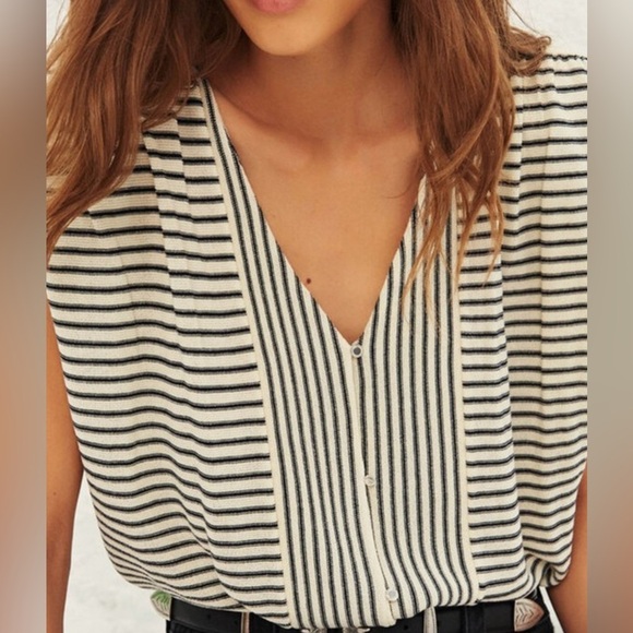 ba&sh Knit Sleeveless Shoulder Pads Top Vest Cardigan Lony Ecru & Navy Size M - Picture 2 of 10